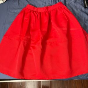 BNWT. Express puff a-line skirt. size 6.